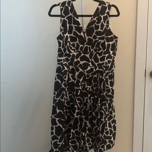 V neck easy wear dress size 12